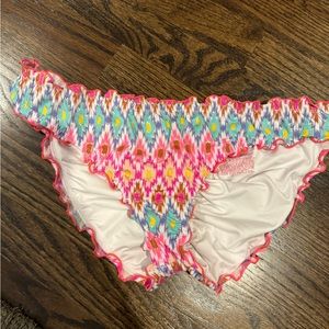Victoria's Secret-The Ruffle Cheeky bikini 👙 bottoms!